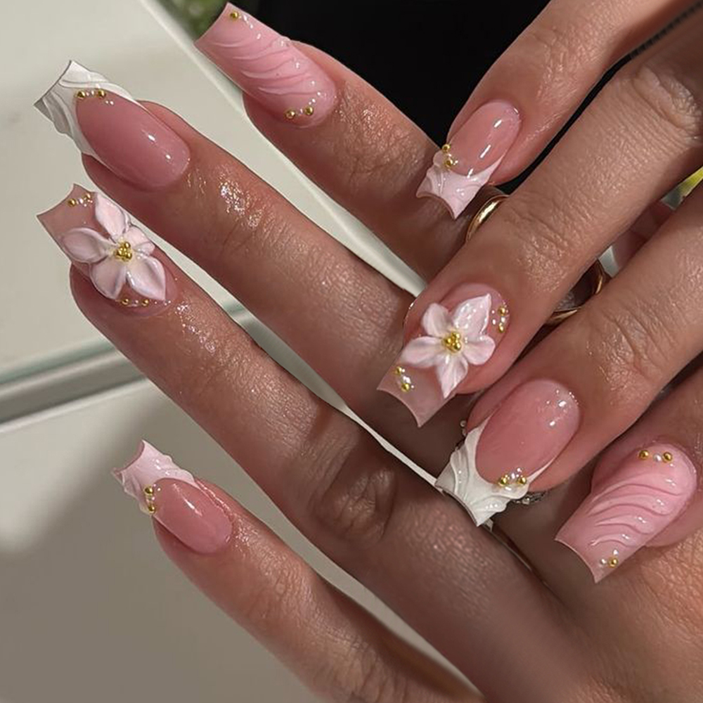 Nail Art Y2K - 24 ชิ้นต่อกล่อง เล็บปลอมทรงสี่เหลี่ยมแบบเจล 3D ลายดอกไม้ไล่เฉดสี สไตล์