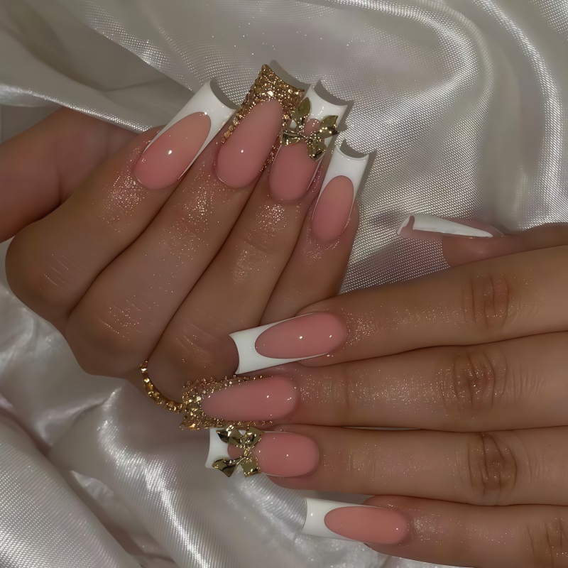 Nail Art Elegant - ชุดทำเล็บ 24 ชิ้น ดีไซน์โบว์สีทอง เหมาะสำหรับการตกแต่งเล็บ งานศิลปะตกแต่งเล็บระดับไฮเอนด์ที่แสดงความสง่างาม