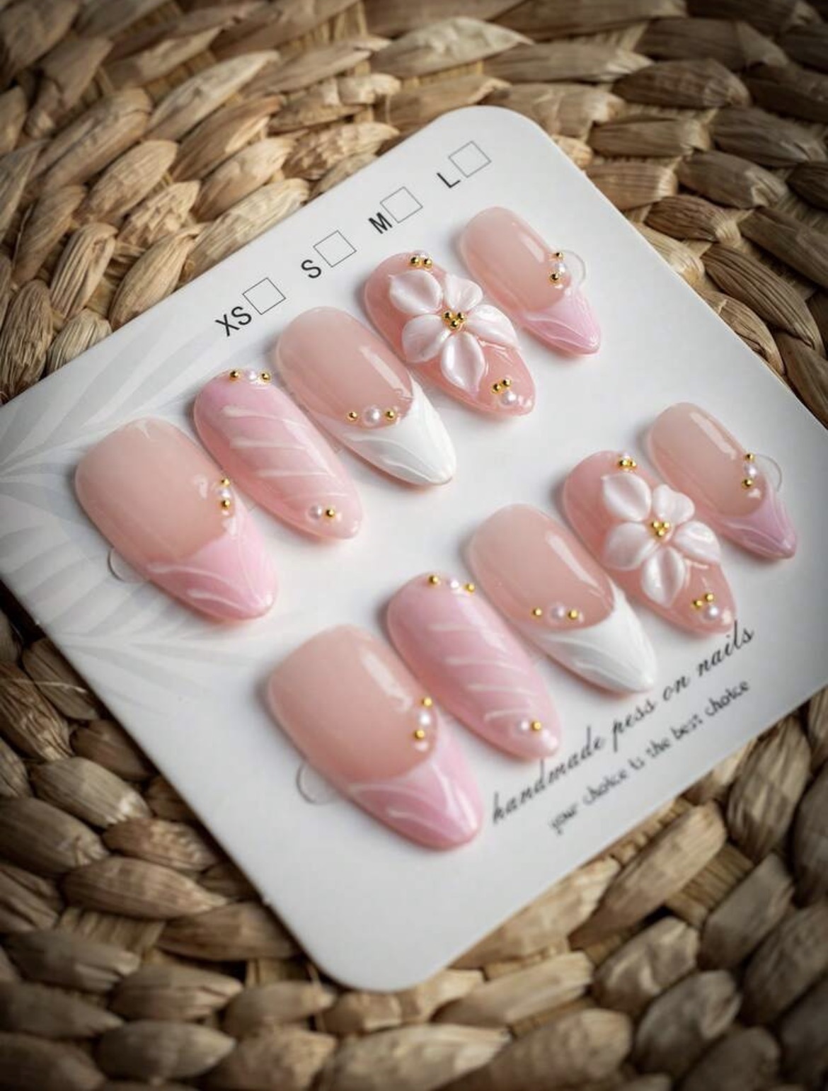เล็บปลอมรูปทรงอัลมอนด์ 10 ชิ้น - Nail Art Wedding บทวิจารณ์และราคา