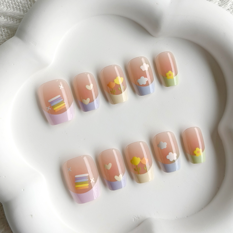 สติ๊กเกอร์ติดเล็บปลอมลายเฟรนช์ - Nail Art Y2K บทวิจารณ์และราคา