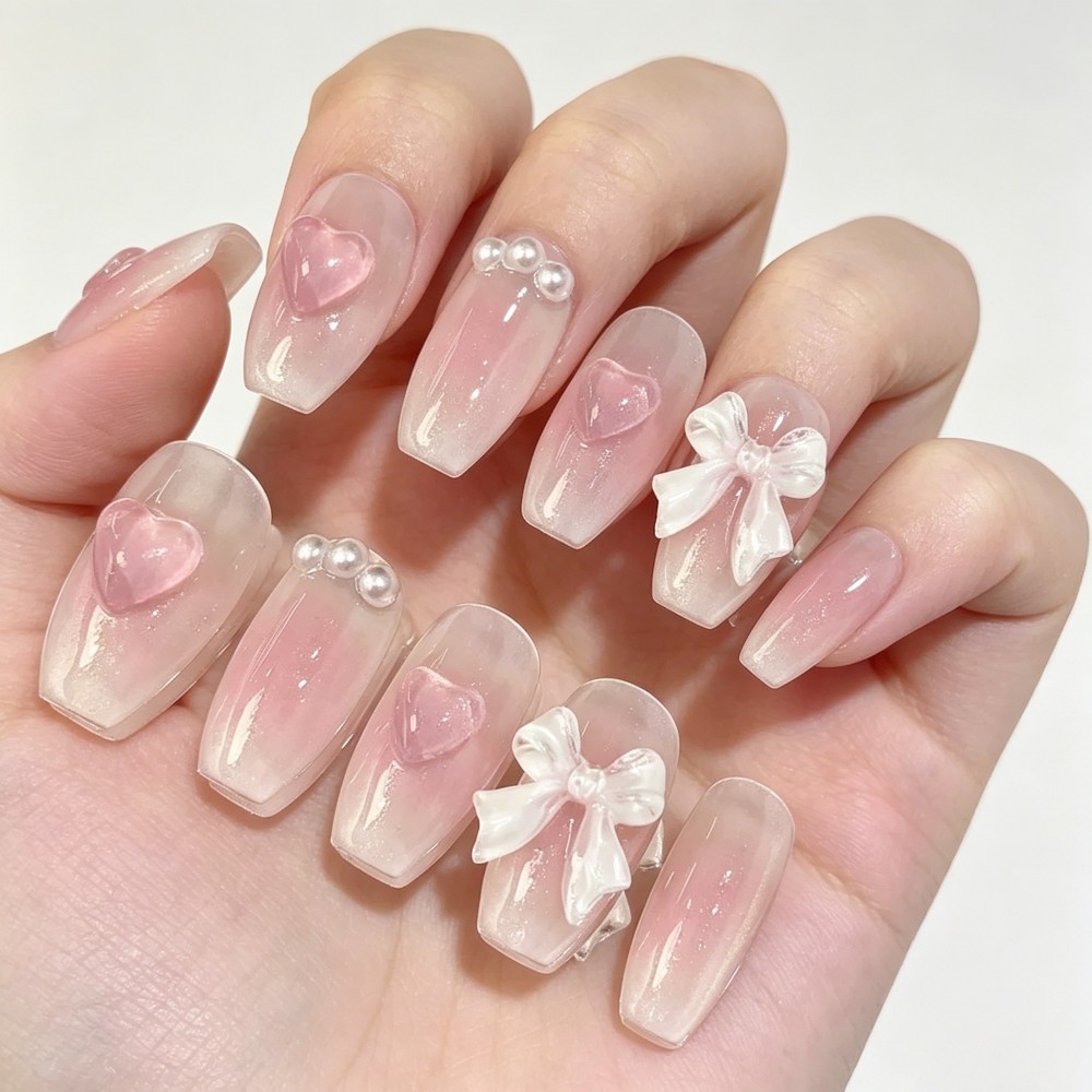 เล็บปลอมสีชมพูหวานสไตล์เจ้าหญิ - Nail Art Y2K บทวิจารณ์และราคา